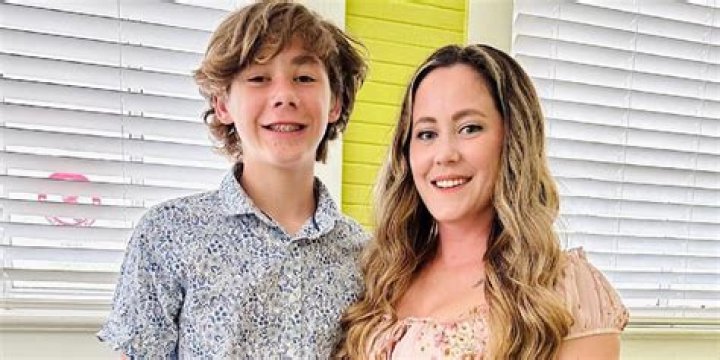 Amber Portwood Threatens Jenelle Evans In Instagram Live Rant — Watch – Hollywood Life