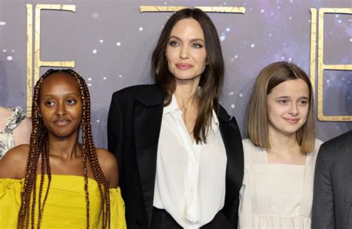Angelina Jolie Steps Out For Coffee Date With Daughters Vivienne, 13, & Zahara, 16 – Photos