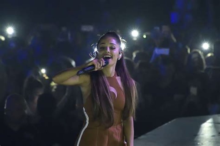 Ariana Grande’s Paris Concert — PICS