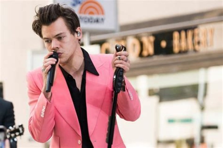 Biggest Fashion Risks Of 2017: PICS