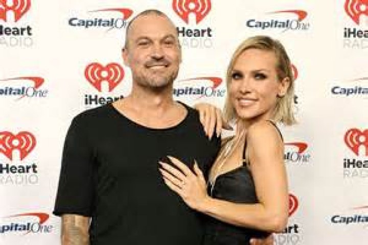 Brian Austin Green Shows Off His Biceps In 1st Pics Since Confirming Megan Fox Split