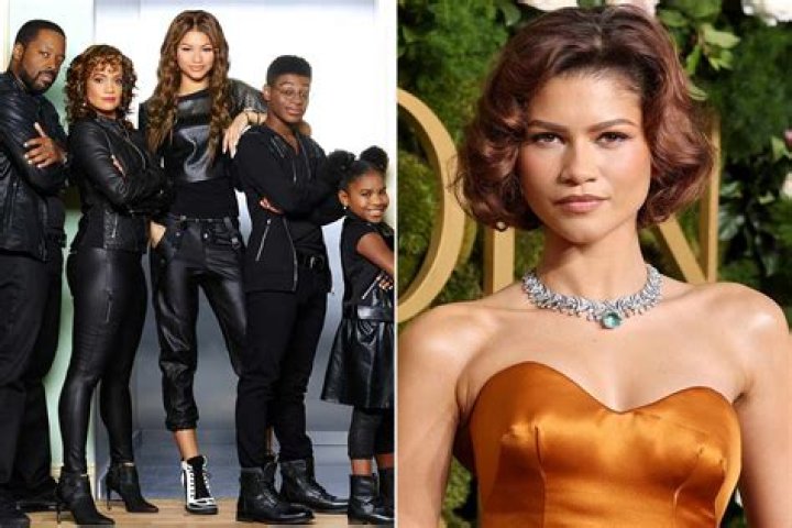 China Anne McClain & Zendaya On ‘K.C. Undercover’ — Exclusive Pic – Hollywood Life