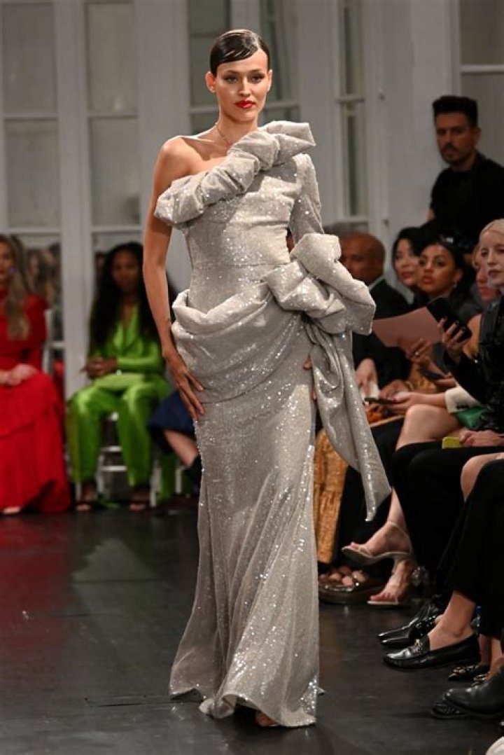 Christian Siriano — Fashion Week PICS From The Fall 2015 Collection