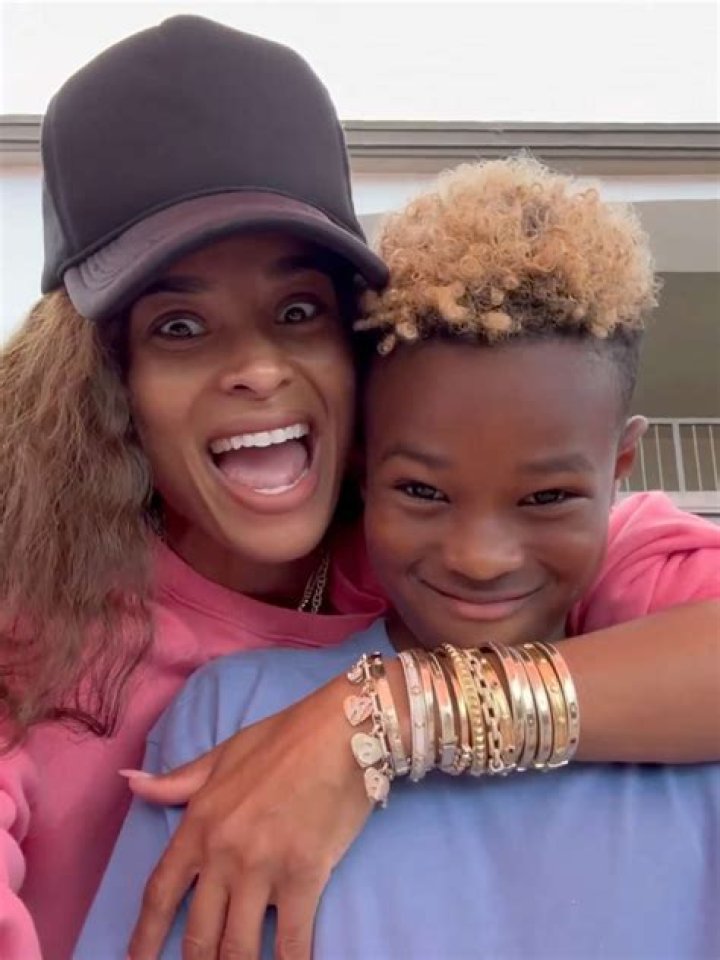 Ciara Says She Has ’48 Lbs’ To Lose After Baby No. 3 & Plans To Work ‘Really Hard’ — Photo