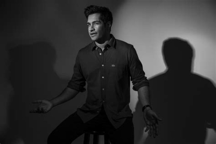 Comedian Sugar Sammy Reveals The Biggest Difference Between His French & American Audiences