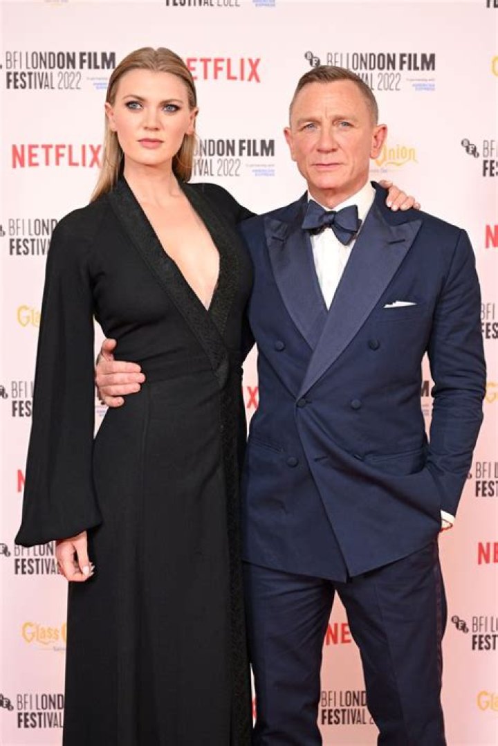 Daniel Craig’s Wife Rachel Weisz & Her James Bond Husband: Photos – Hollywood Life