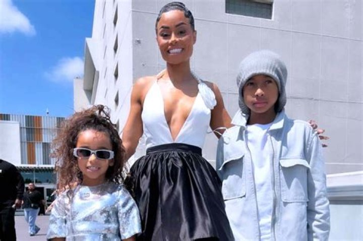 Dream Kardashian, 4, Is So Cute Showing Off Her Dance Moves With Mom Blac Chyna In The Kitchen — Watch