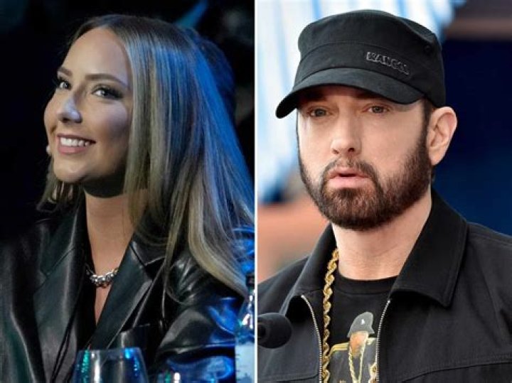 Eminem’s Daughters Hailie and Alaina Smile In Rare Super Bowl Photo – Hollywood Life