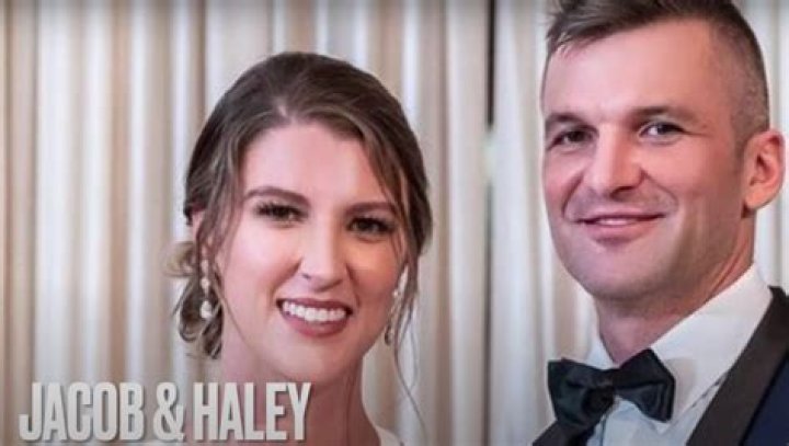 Erik Reveals He’s Been Married – Hollywood Life