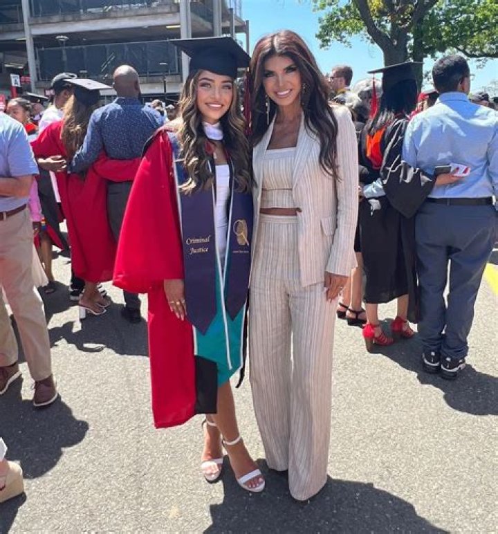 Gia Giudice, 19, Poses With $150,000 Porsche She Rented After Flying To LA — See Pics