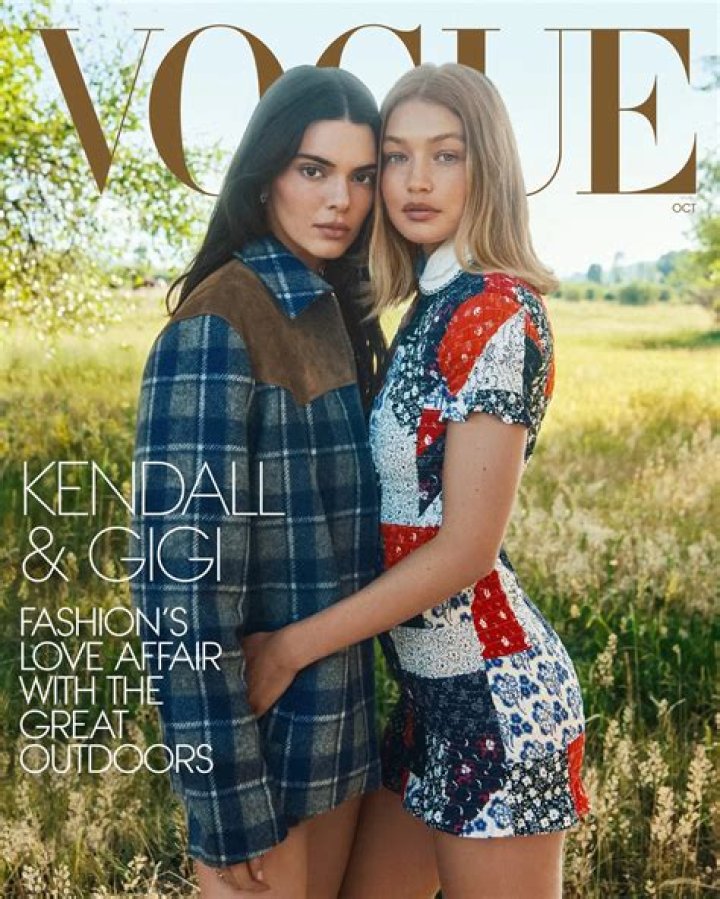 Gigi & Bella Hadid’s Hottest Photos Of 2016