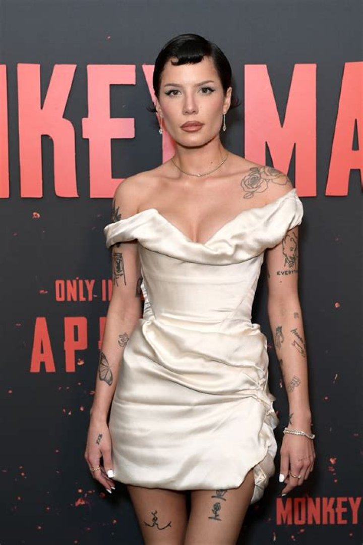 Halsey Dazzles In Black Lace Dress During ‘New Year’s Rockin’ Eve’ Performance