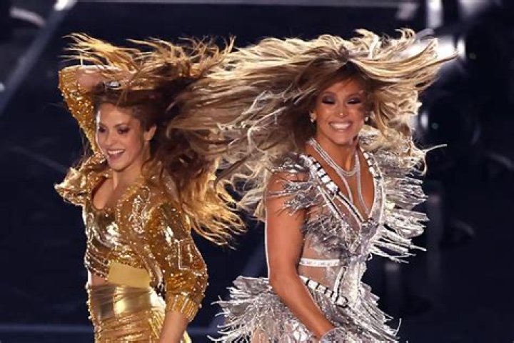 Heidi Klum Gushes Over Jennifer Lopez, Shakira & Demi Lovato’s ‘Girl Power’ At The Super Bowl
