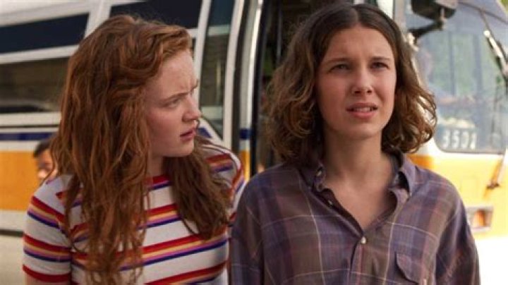 Jahi Winston Teases ‘Everything Sucks!’ Season 1 & Talks Those ‘Stranger Things’ Comparisons
