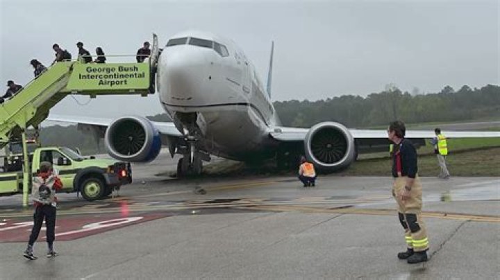 James Corden Described as a ‘Gentleman’ During Emergency Flight Landing