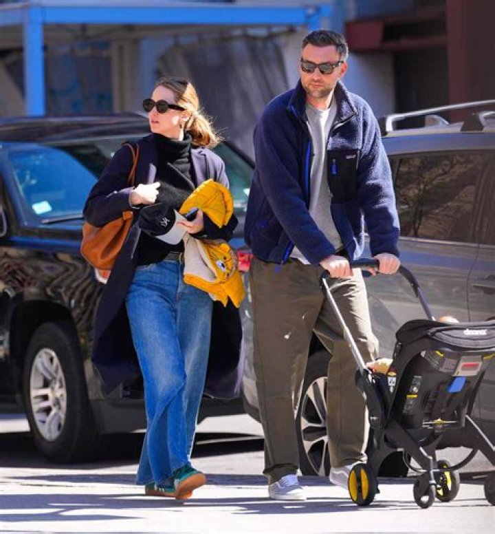 Jennifer Lawrence & Cooke Maroney Stop By A Taco Truck 4 Months After Welcoming Son: Photos
