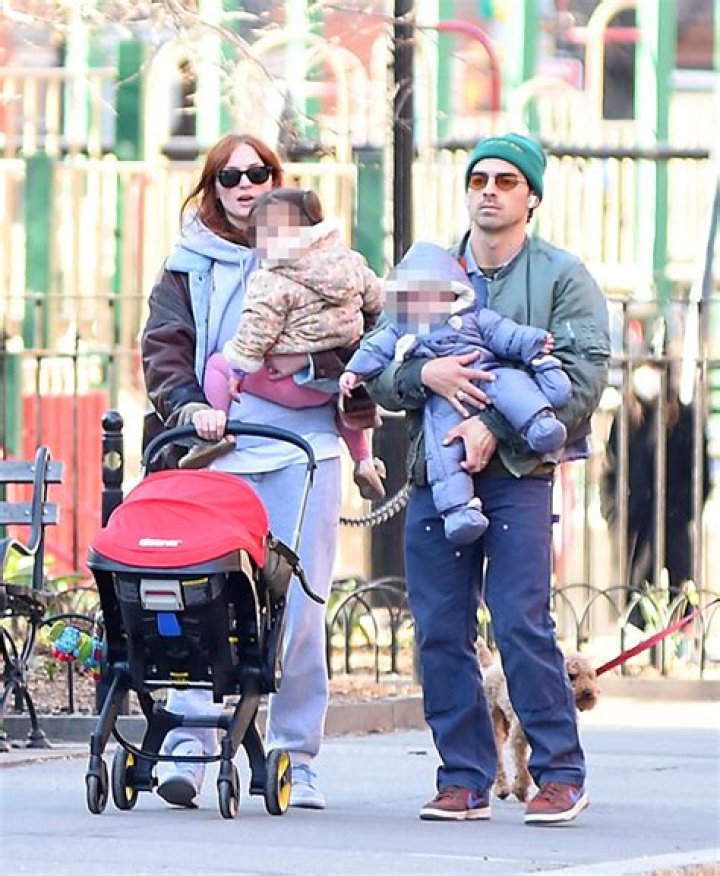 Joe Jonas & Sophie Turner Twin In Matching Denim Outfits While Enjoying The LA Sun — Pic
