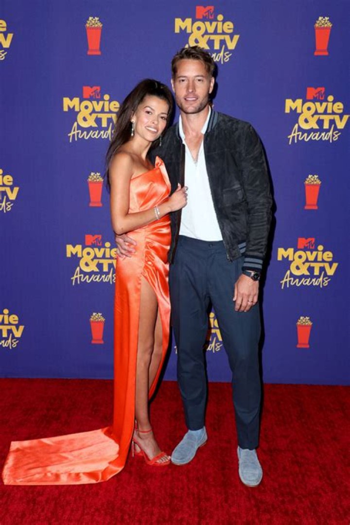 Justin Hartley & Sofia Pernas Are Married – Hollywood Life