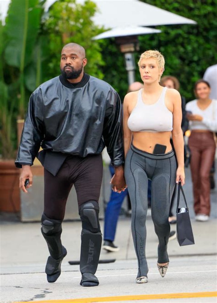 Kanye West’s GF Chaney Jones Rocks Silver Thong Bikini: Photos – Hollywood Life