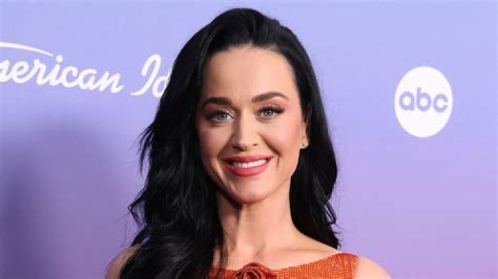 Katy Perry Reveals Why She ‘Believes In Therapy & Meditation’ To Deal With Haters