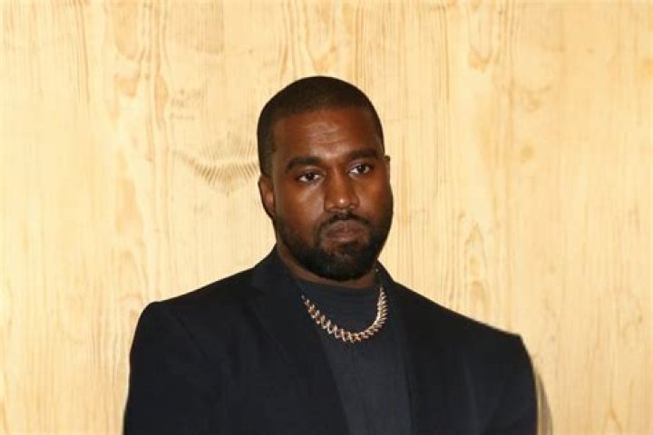 Kim Kardashian, 40, Is Gorgeous In Orange Bikini As 7th Anniversary To Kanye West Approaches