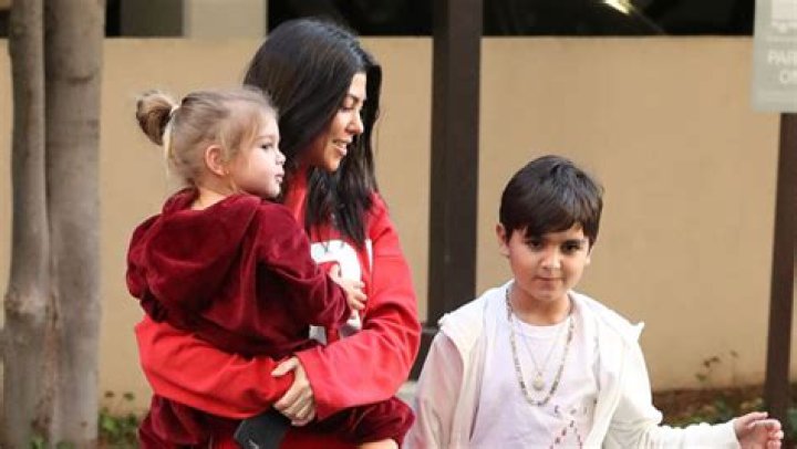 Kourtney Kardashian Posts Sweet BDay Dedications To Sons Mason & Reign – Hollywood Life