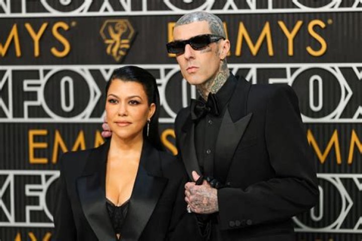 Kourtney Kardashian & Travis Barker Passionately Make Out On PDA Filled Italian Getaway