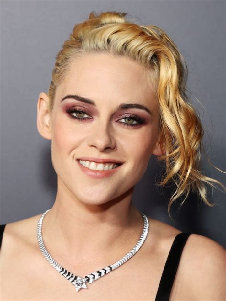 Kristen Stewart Made To Look Bulimic – Hollywood Life