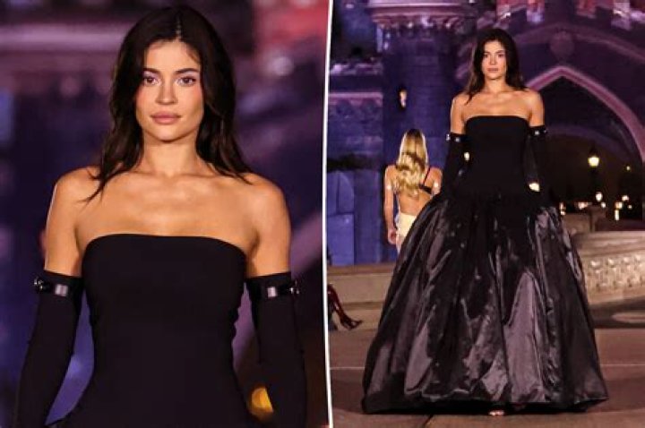 Kylie Jenner Rocks Sequined Gown for Paris Fashion Week: Video – Hollywood Life