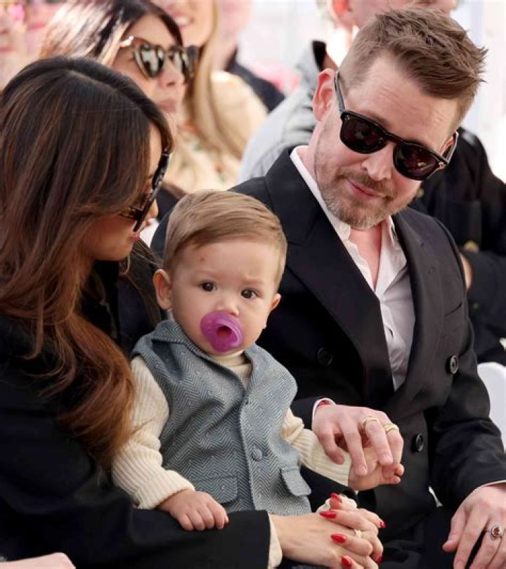 Macaulay Culkin & Brenda Song Engaged After Welcoming Son 9 Months Ago – Hollywood Life