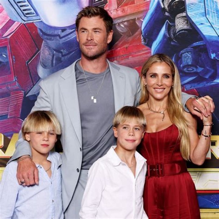 Matt Damon, Wife & Kids Have Playdate With Chris Hemsworth’s Family – Hollywood Life