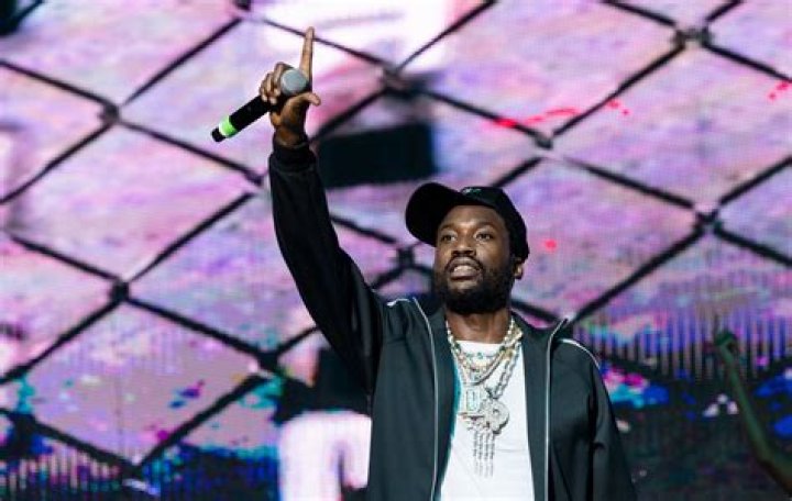 Meek Mill Claps Back After Trey Songz Accuses Him Of Not Donating Any Of His Fortune To Charity