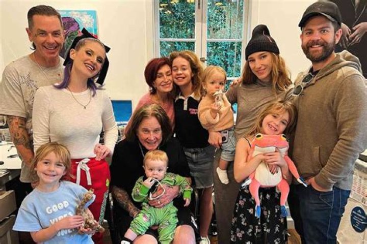 Meet The Singer’s Six Children – Hollywood Life