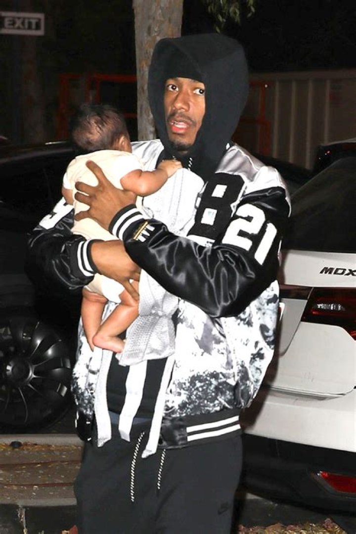 Nick Cannon & Bre Tiesi Bring Son Legendary To Meet Santa Claus – Hollywood Life