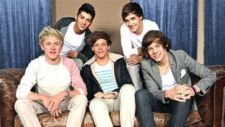 One Direction Follows Zayn Malik On Twitter Again Amid Reunion Rumors – Hollywood Life