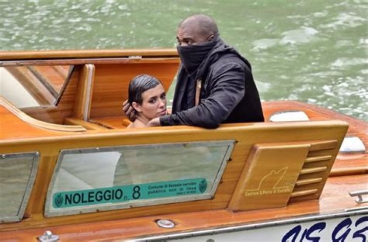 Penelope Cruz’s Orange Swimsuit On Boat In Italy: Photo – Hollywood Life