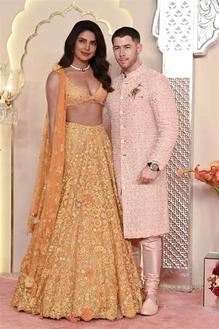 Priyanka Chopra Wears Crop Top & Skirt While Holding Hands With Nick Jonas On Date Night