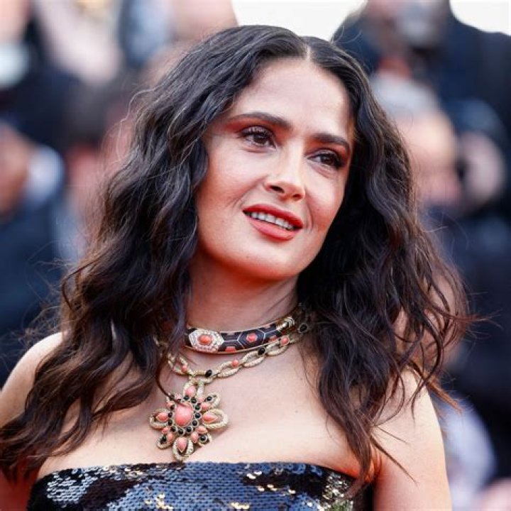 Salma Hayek, 53, Defies Age In Glowing Makeup-Free Selfie While Showing Off Her ‘Mood’ Hairstyle