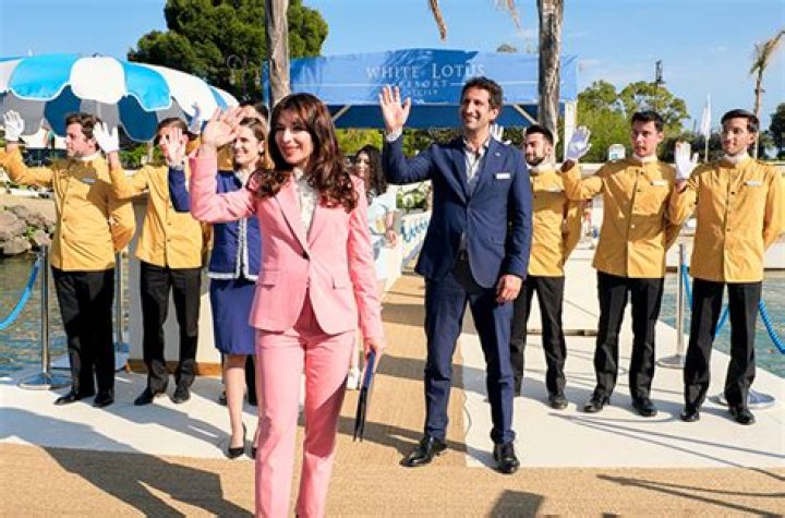 Season 3 Confirmed & More – Hollywood Life