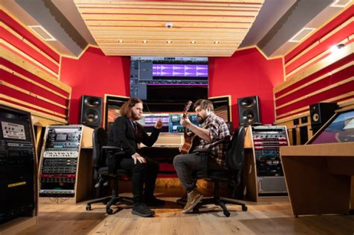 Selena Gomez & Zedd: Their Hot Hookups In Music Studio Revealed