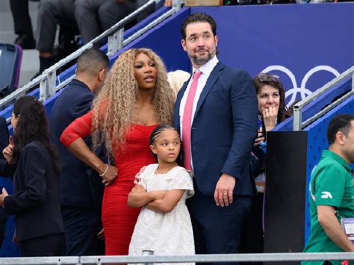 Serena Williams Teaches Her Daughter, Olympia, The Secret To The Perfect Tennis Swing — Watch