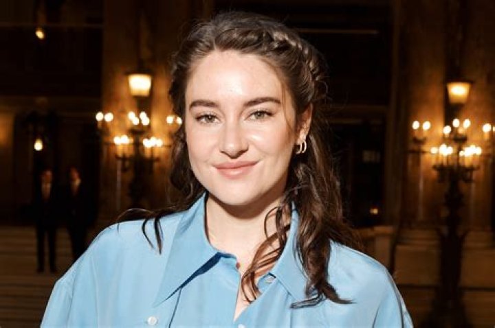Shailene Woodley Talks Painful Split From Aaron Rodgers – Hollywood Life
