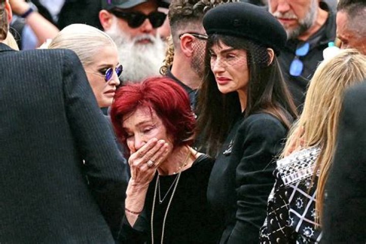 Sharon Osbourne Enjoys Shopping Date With Daughter Aimee After Recovering From COVID-19