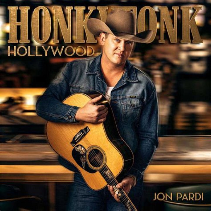 Singer Talks Upcoming Album & New Music – Hollywood Life