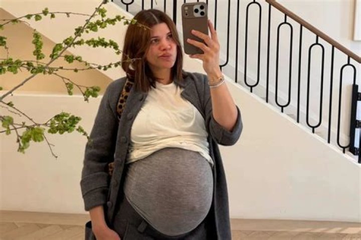 Sofia Richie Shows Off Growing Baby Bump in New Mirror Selfie