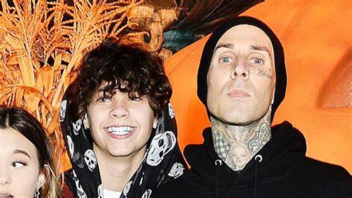 Travis Barker & Son Landon Go To Beach After Getaway With Kourtney – Hollywood Life