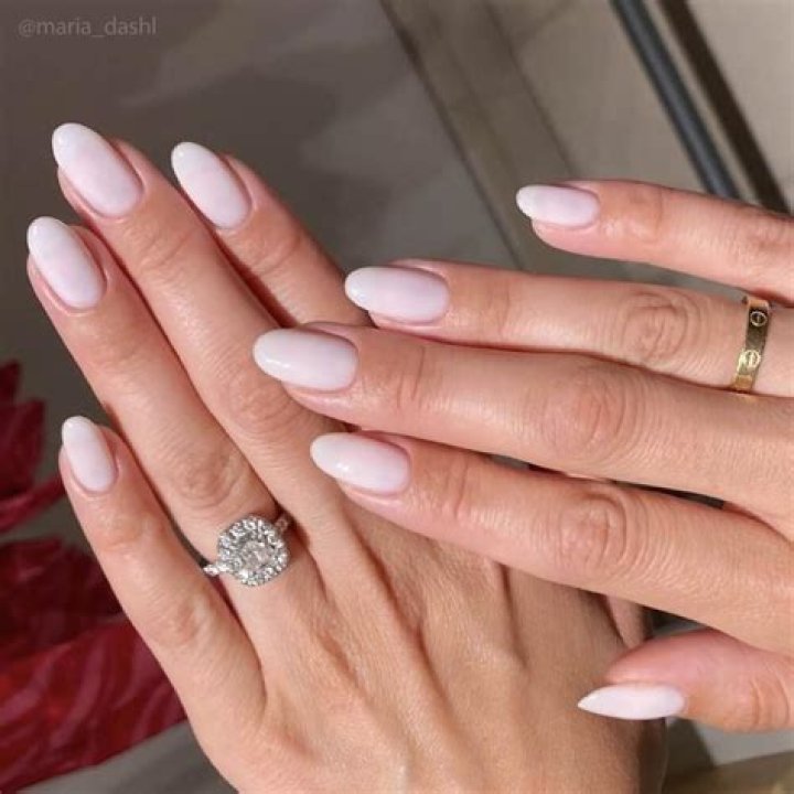 Wedding Nails: Pick The Best Polish For Your Big Day