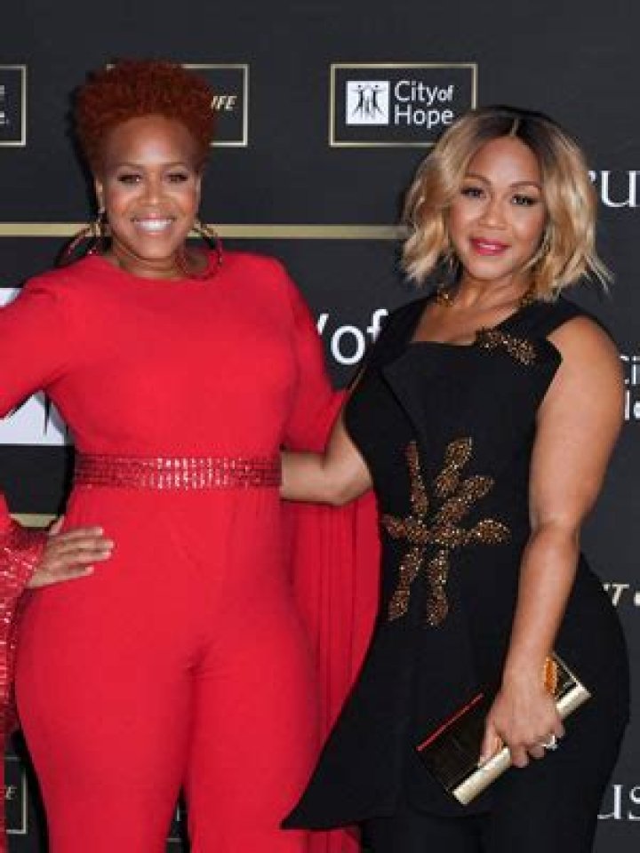 Who Is Mary Mary? 5 Things About The Gospel Duo Singing At Super Bowl – Hollywood Life