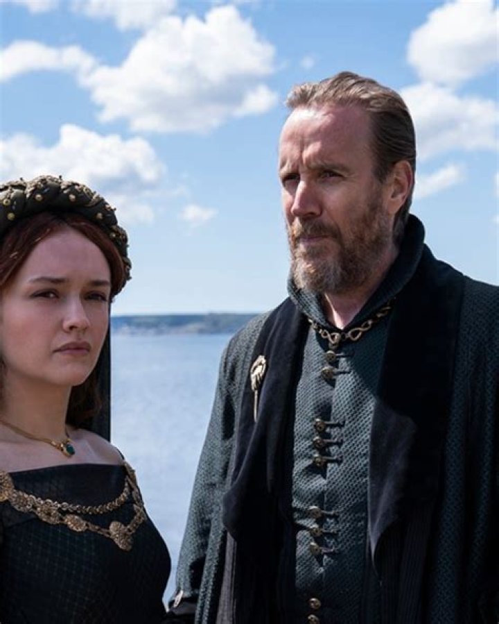 Who Is Tom Taylor? Get to Know ‘House of the Dragon’s Cregan Stark – Hollywood Life