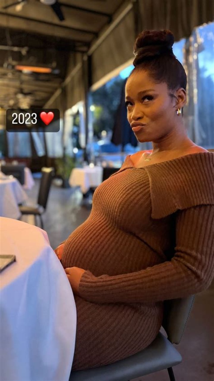 Wild Baby Bump Pic – Hollywood Life